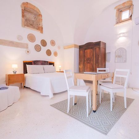 Historia- Dimore Corte Chiesa Corigliano dʼOtranto Kültér fotó