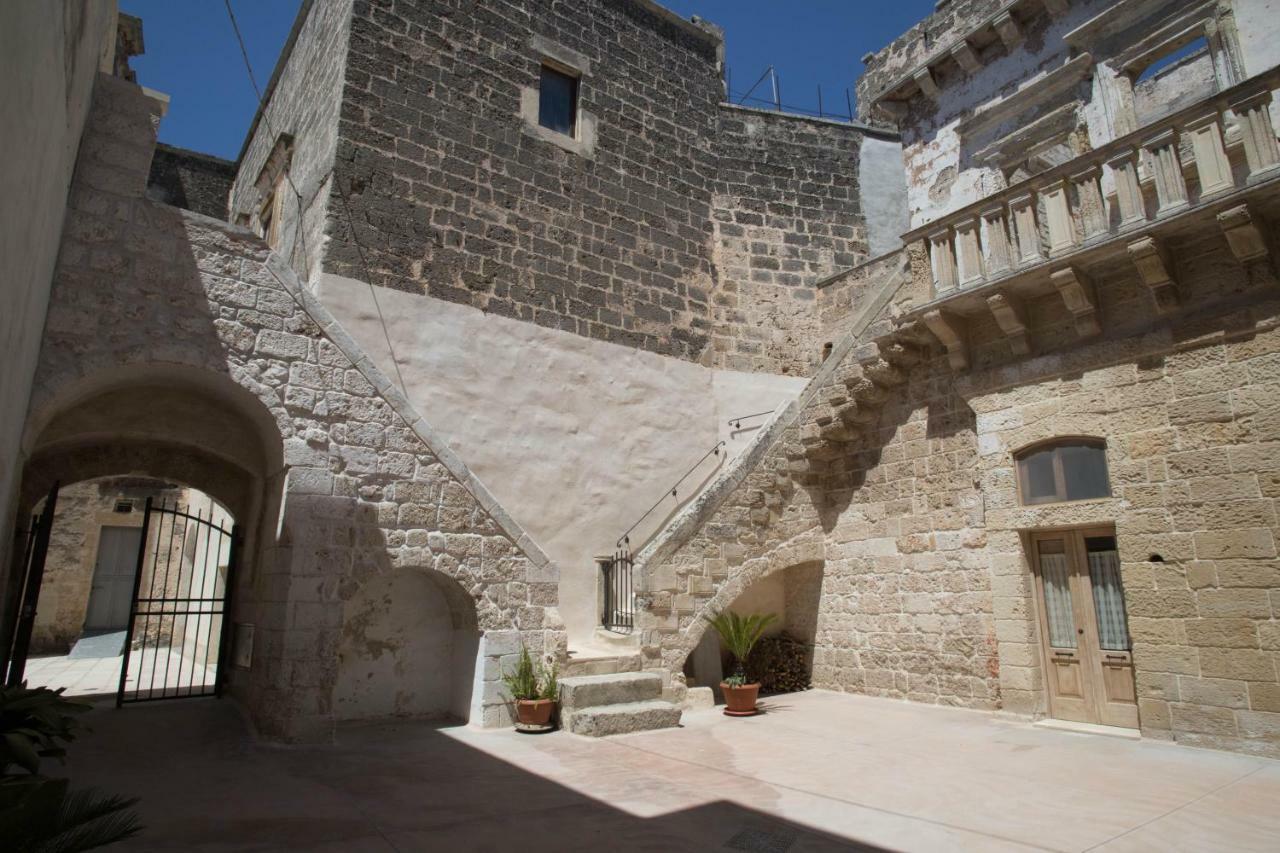 Historia- Dimore Corte Chiesa Corigliano dʼOtranto Kültér fotó