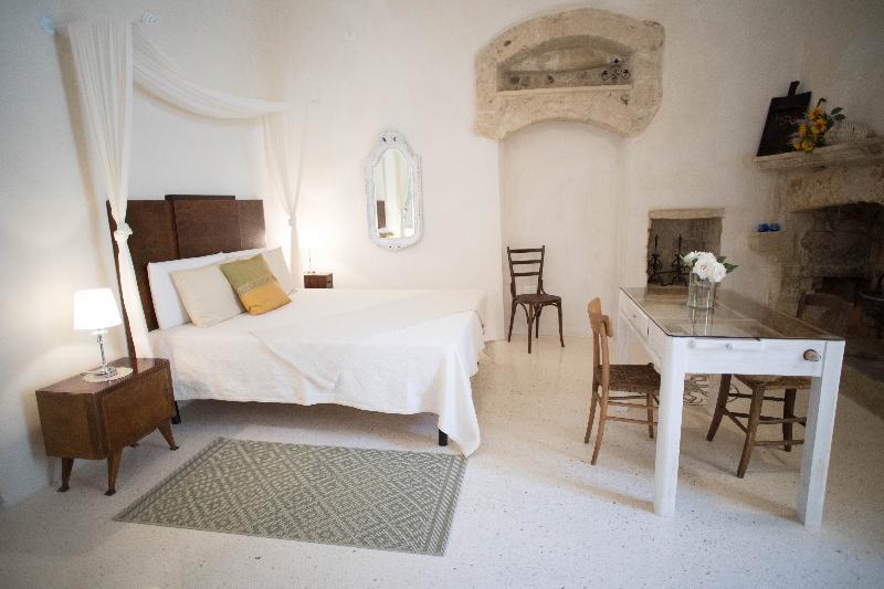 Historia- Dimore Corte Chiesa Corigliano dʼOtranto Kültér fotó