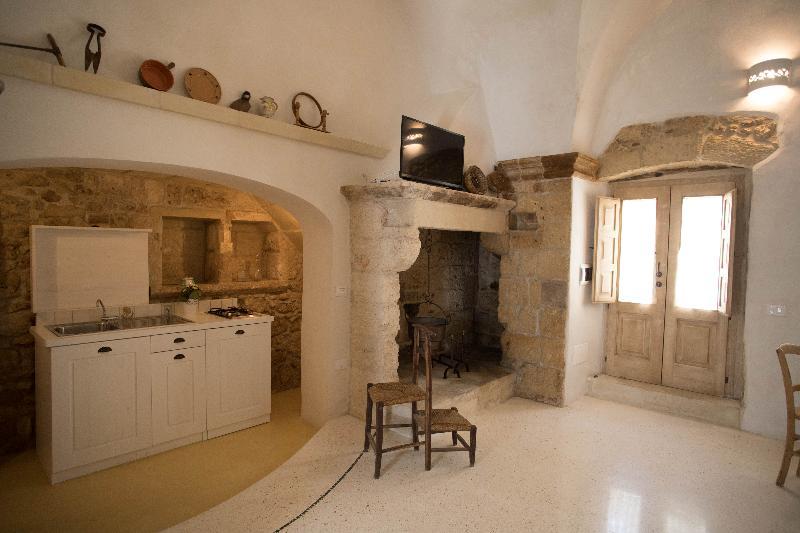 Historia- Dimore Corte Chiesa Corigliano dʼOtranto Kültér fotó